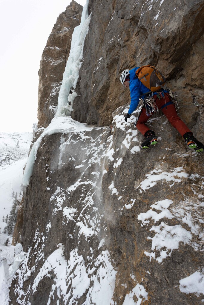 ice climbing white balance example