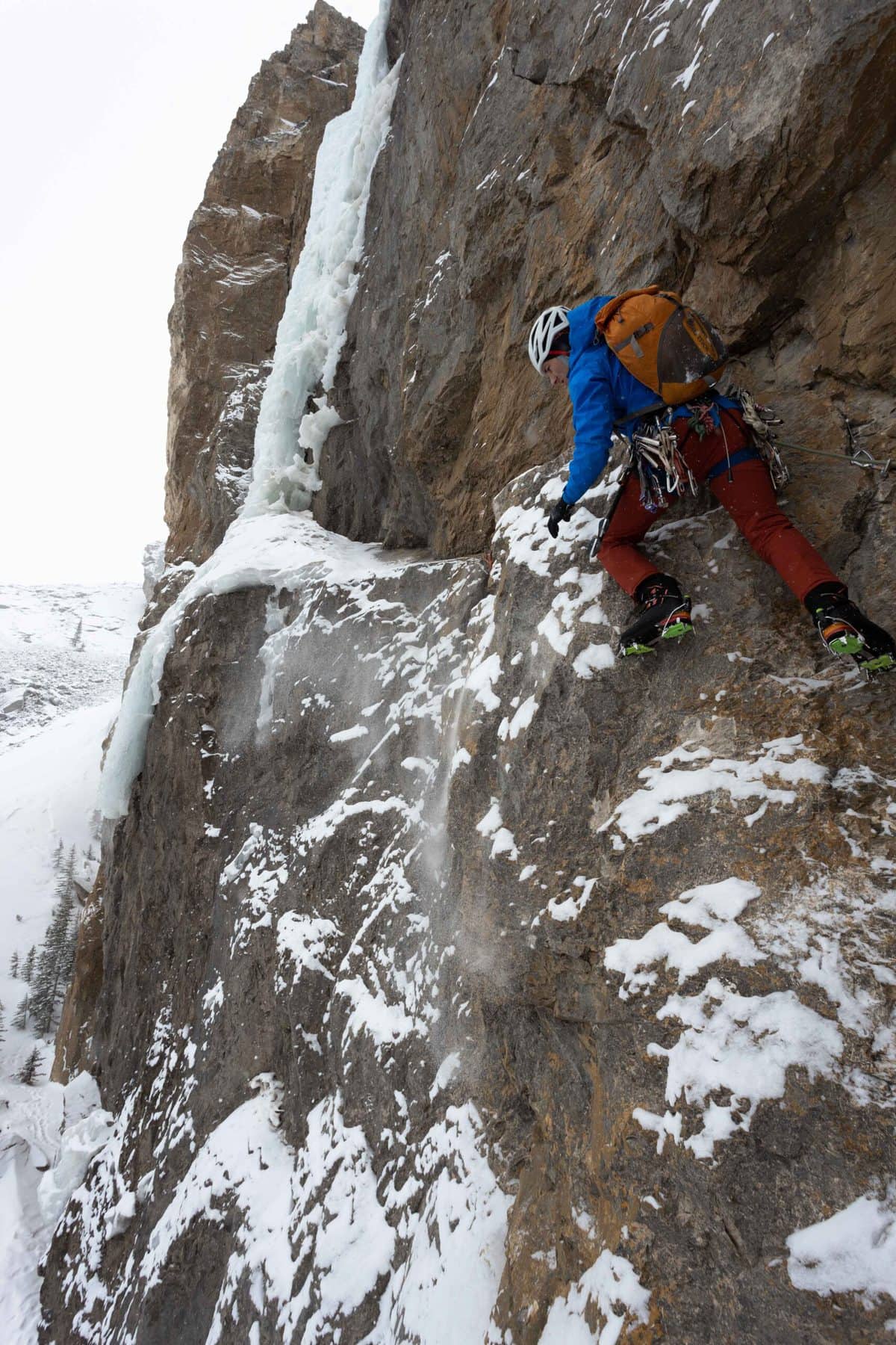 ice climbing white balance example