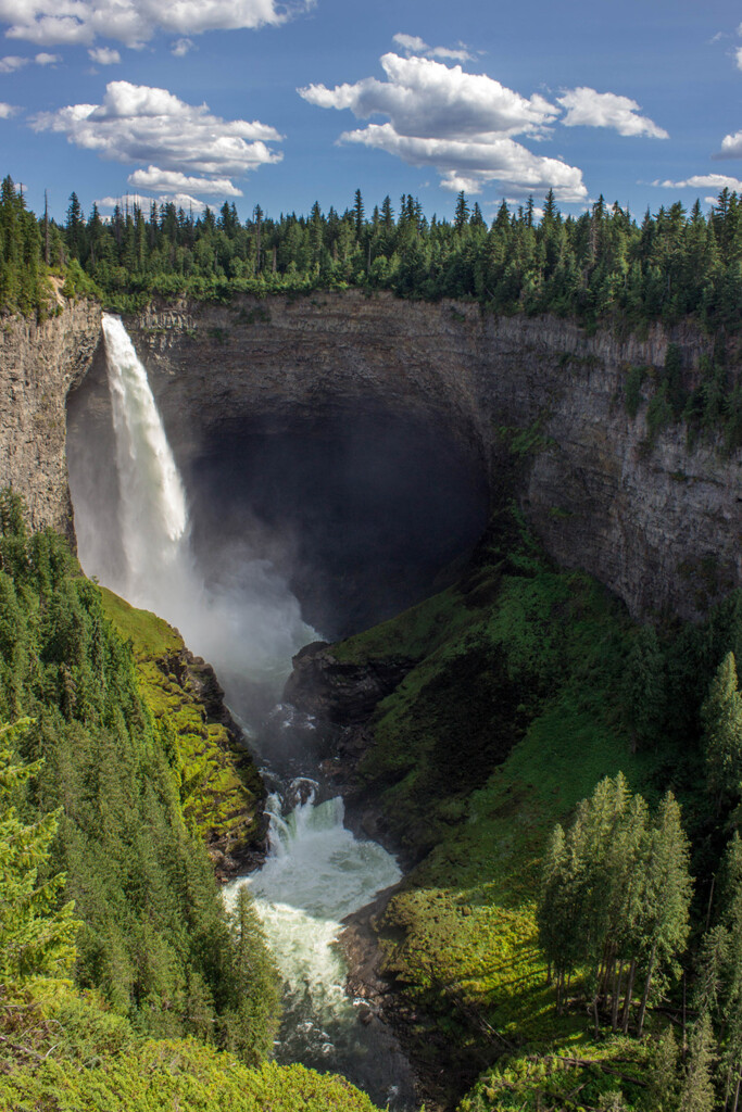 Helmcken-falls-waterfall-photography