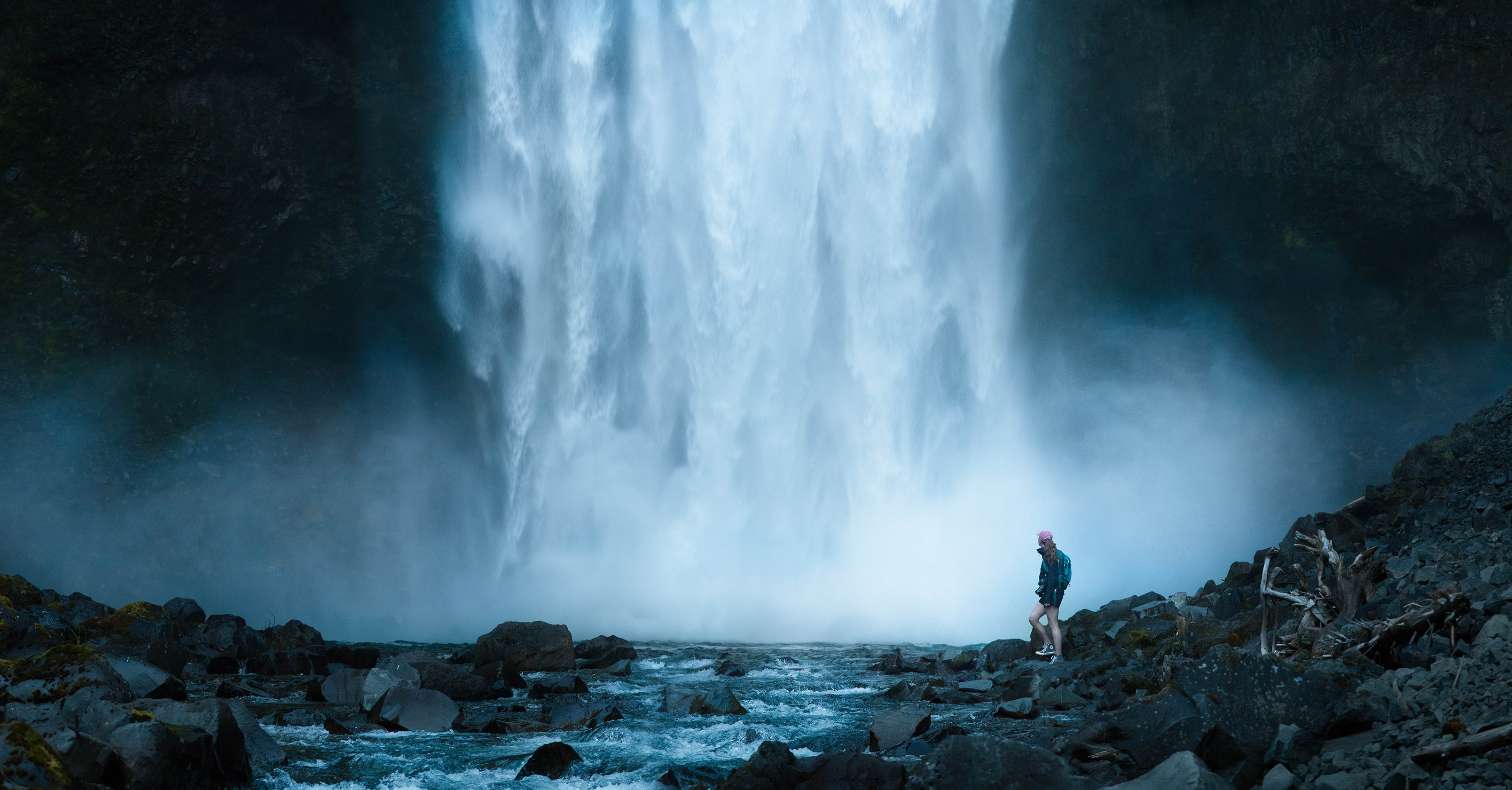 beautifull-waterfall-photo-fast-shutter-speed