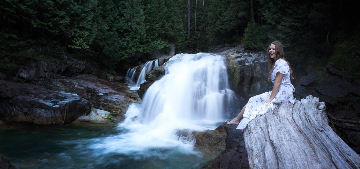 waterfall-portrait-photography